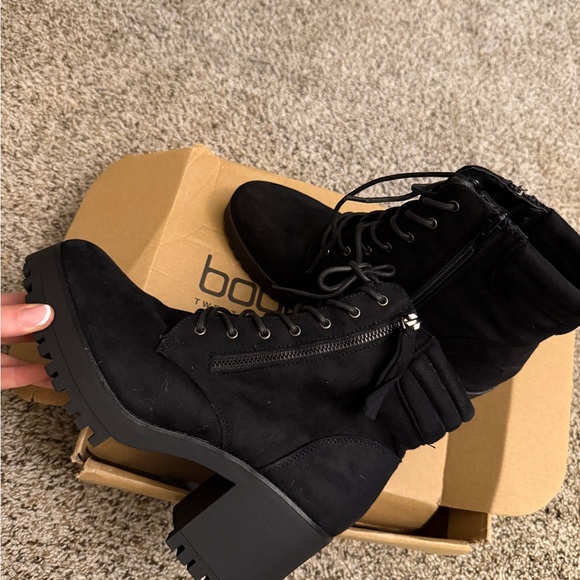 Boohoo Black Combat Boots - Picture 2 of 5